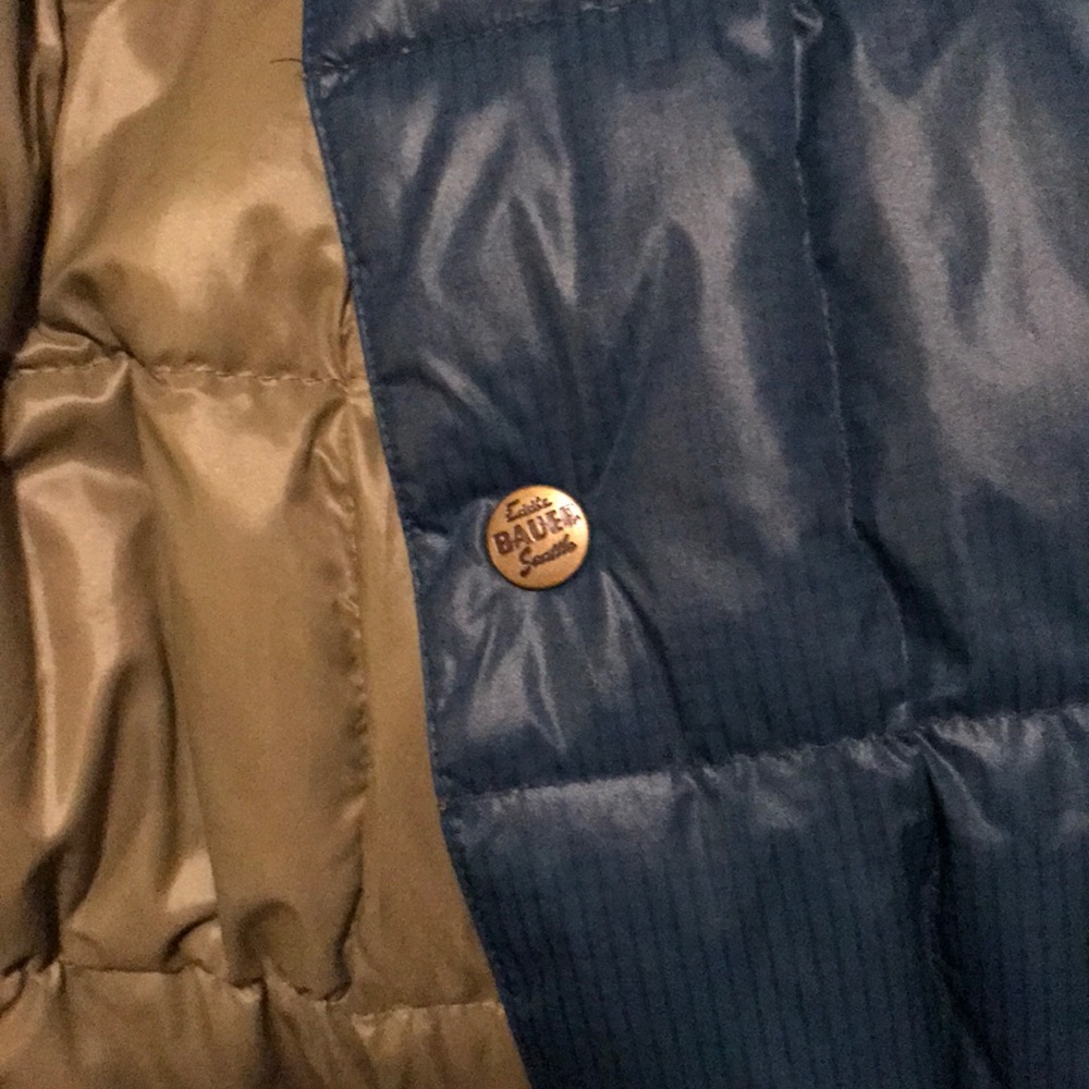 Eddie Bauer light puffer down coat - Picture 2 of 4